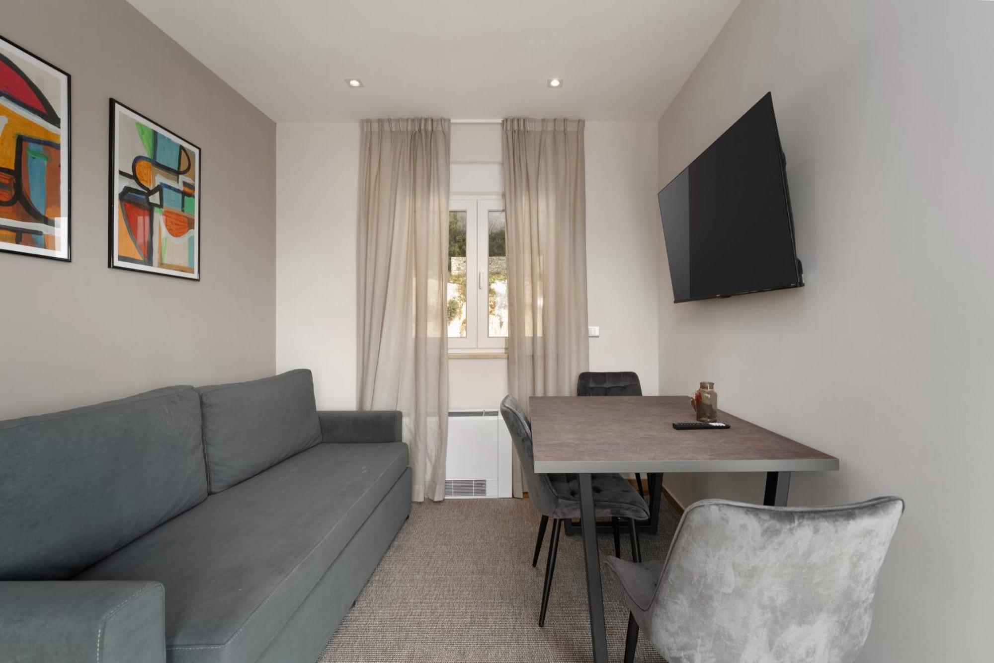 Larum Apartmens Vrsar Zewnętrze zdjęcie