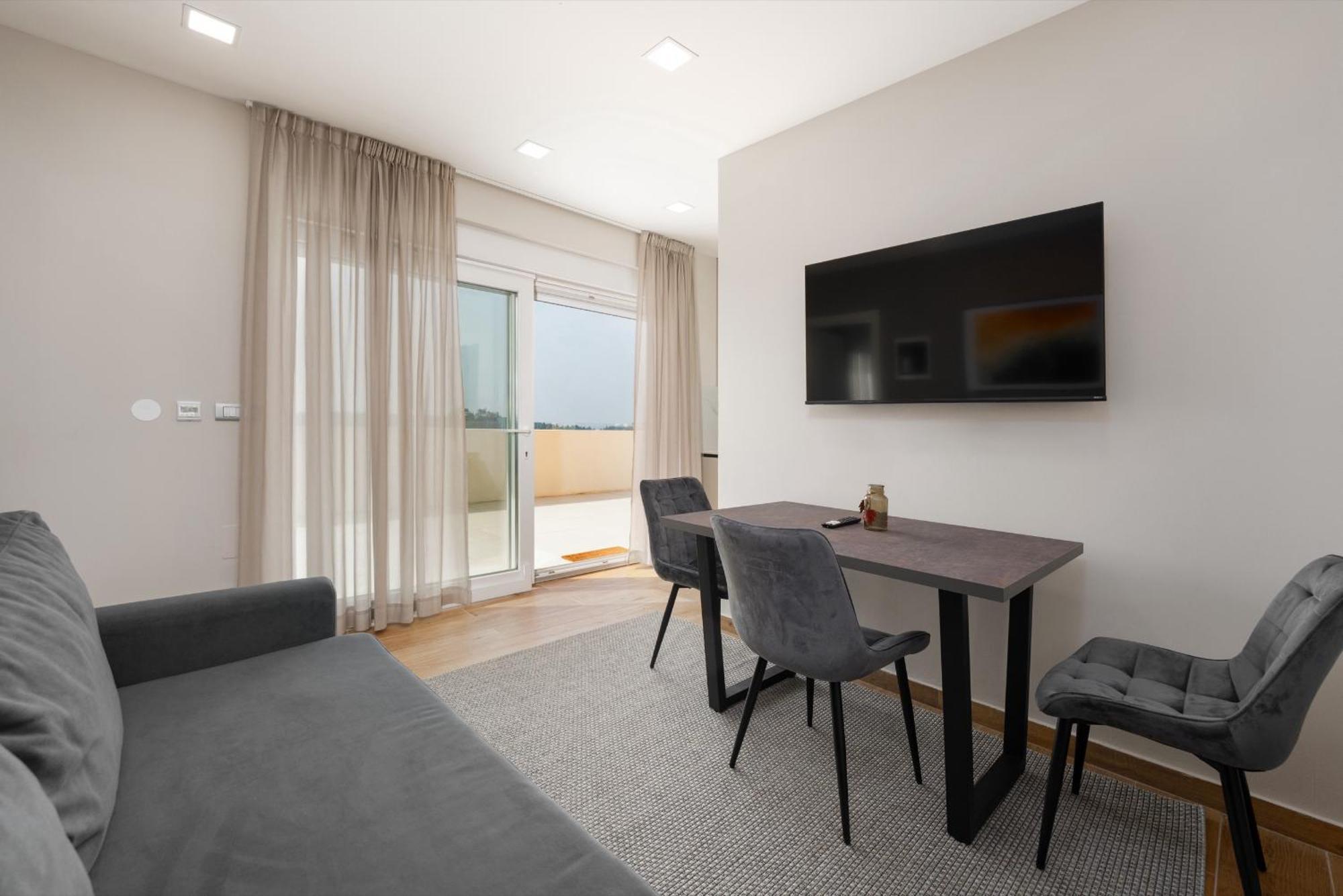 Larum Apartmens Vrsar Zewnętrze zdjęcie