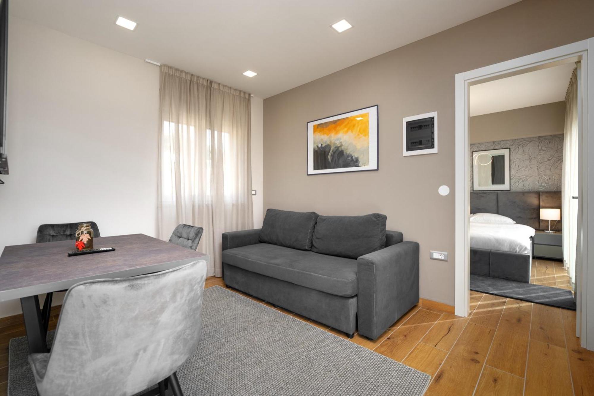 Larum Apartmens Vrsar Zewnętrze zdjęcie